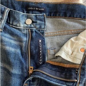 Lucky Denim 411 Taper Athletic style